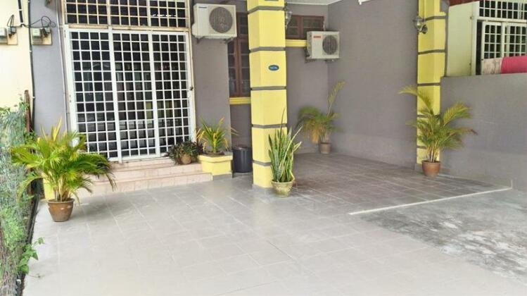 Pasir Mas Town Stay